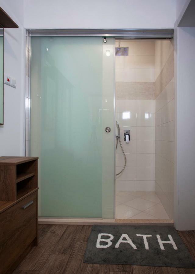 Apartment Diamond Center Gabrovo Eksteriør billede